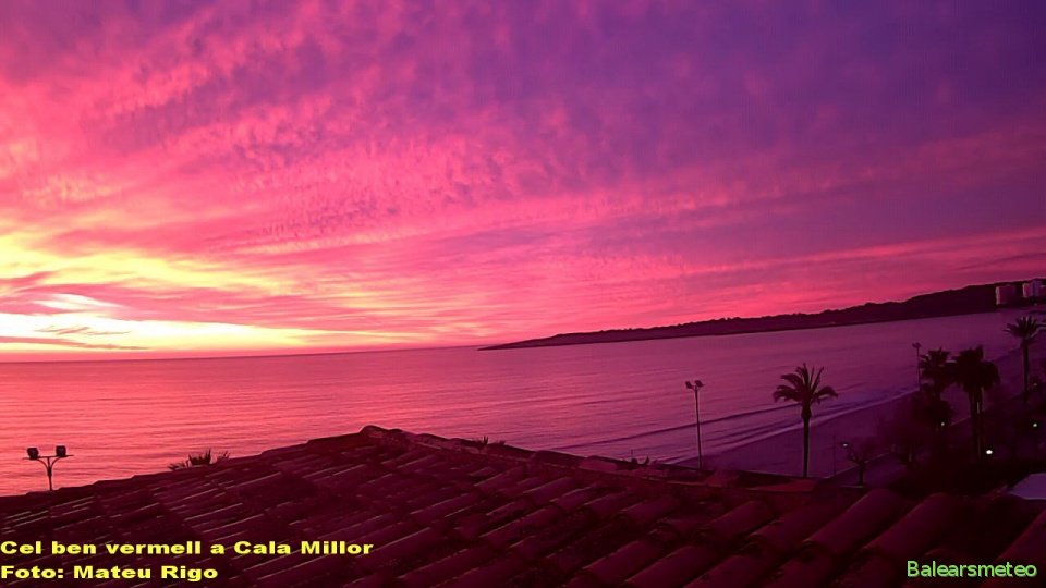 Cel Vermerll - Cala Millor mirant cap a Punta de n'Amer